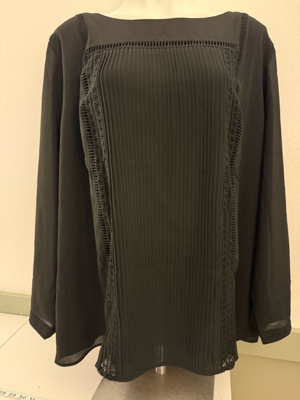 Black Women's Long Sleeve Lace-Trim Pleated Front Top